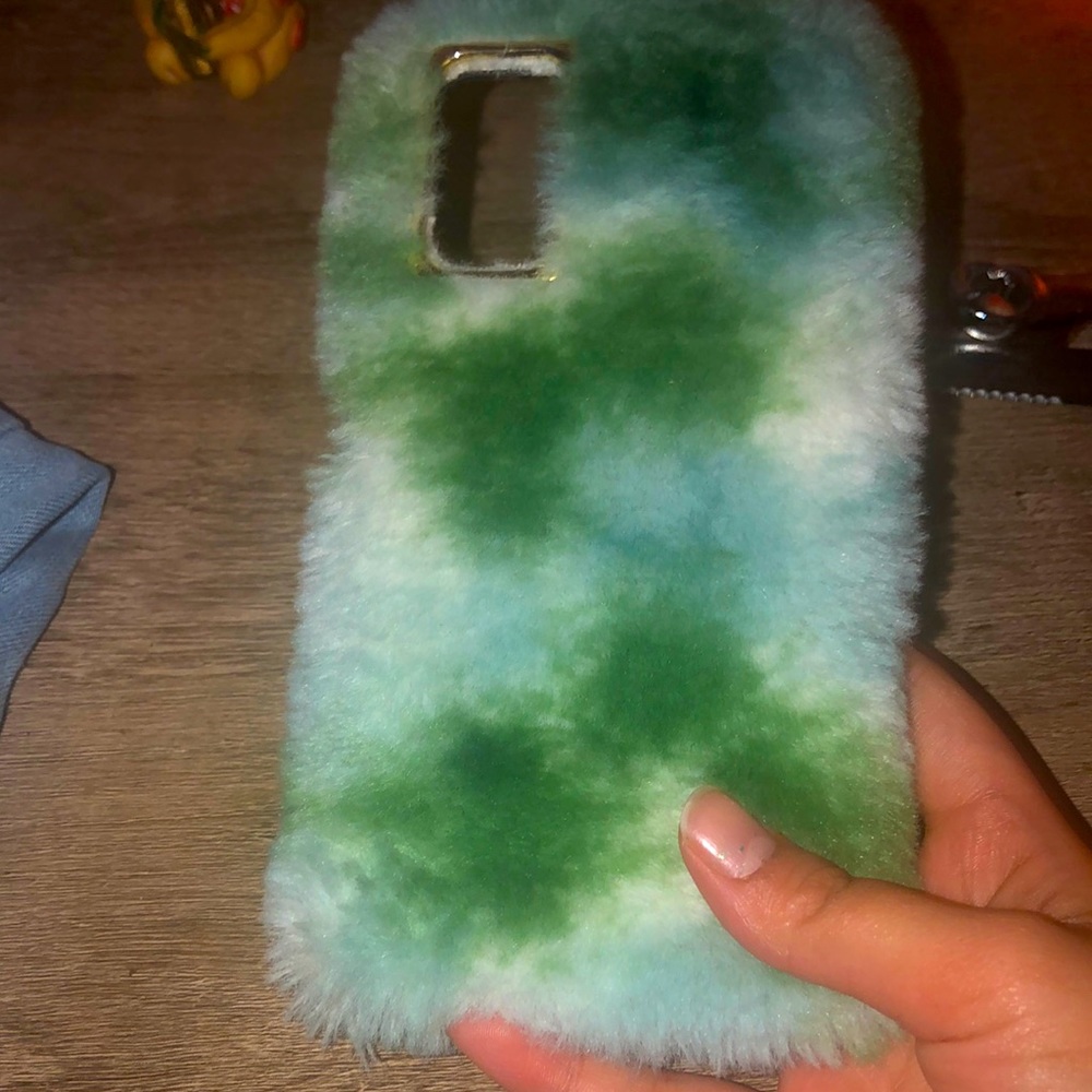 It’s is a Samsung moto g AO3 used for week washed way to wash and great quality